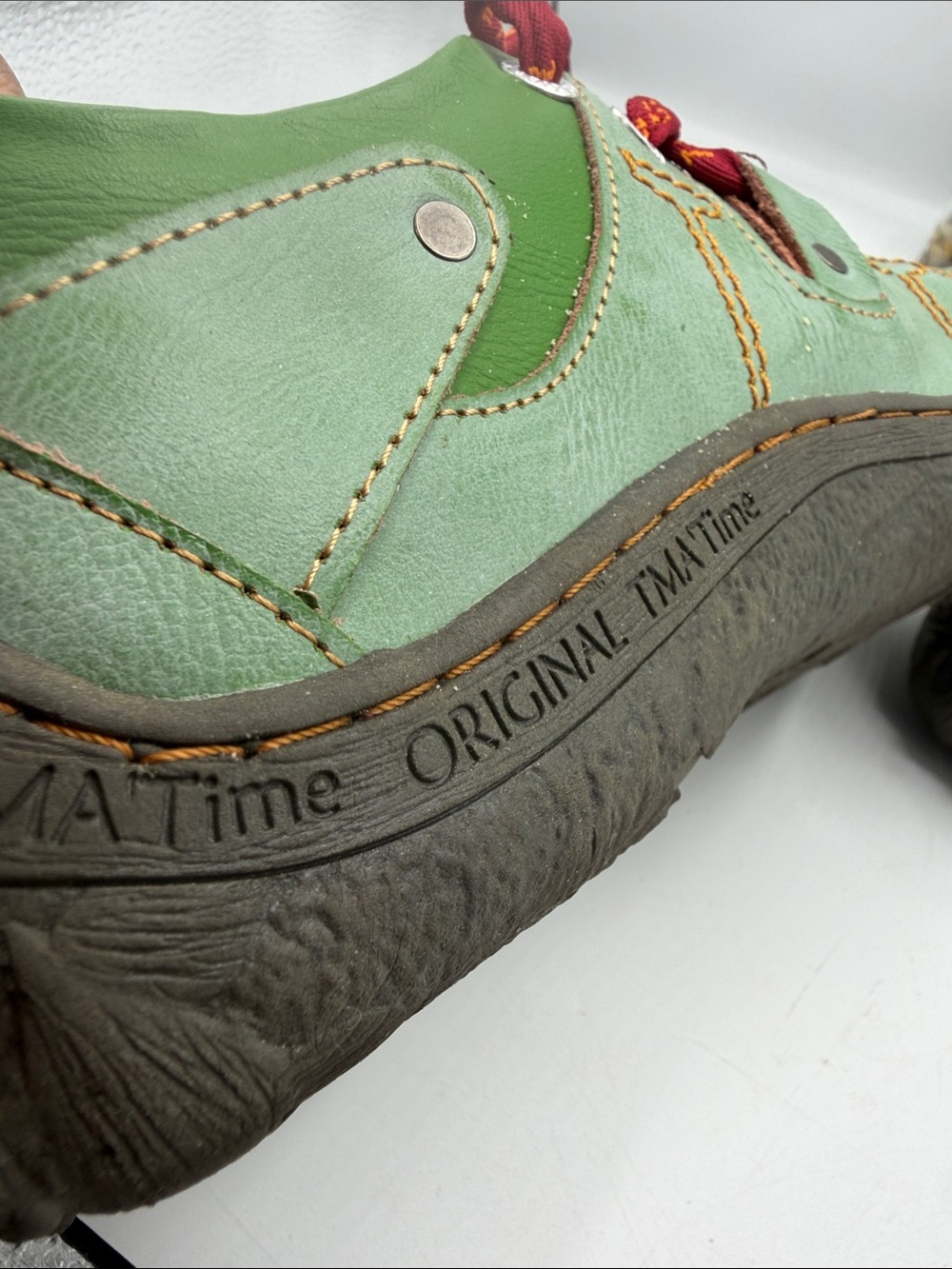 TMA Eyes Green Two-Tone Casual Sneakers with Red Laces - Picture 8 of 9